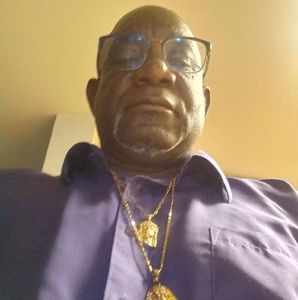 Meet your Posher, Henry